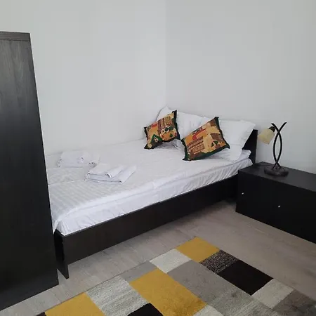 Ema's Spacious Studio Διαμέρισμα